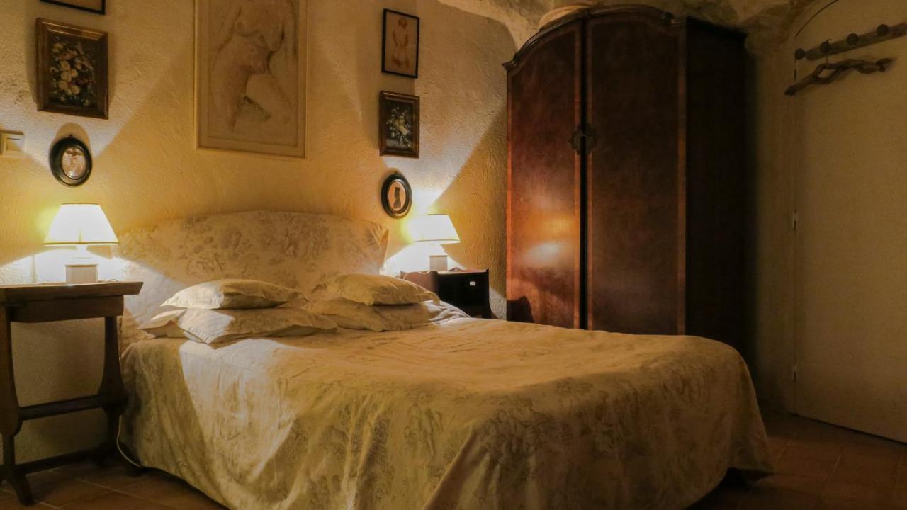 La Cave De L'Eperon Bed & Breakfast Troo ภายนอก รูปภาพ